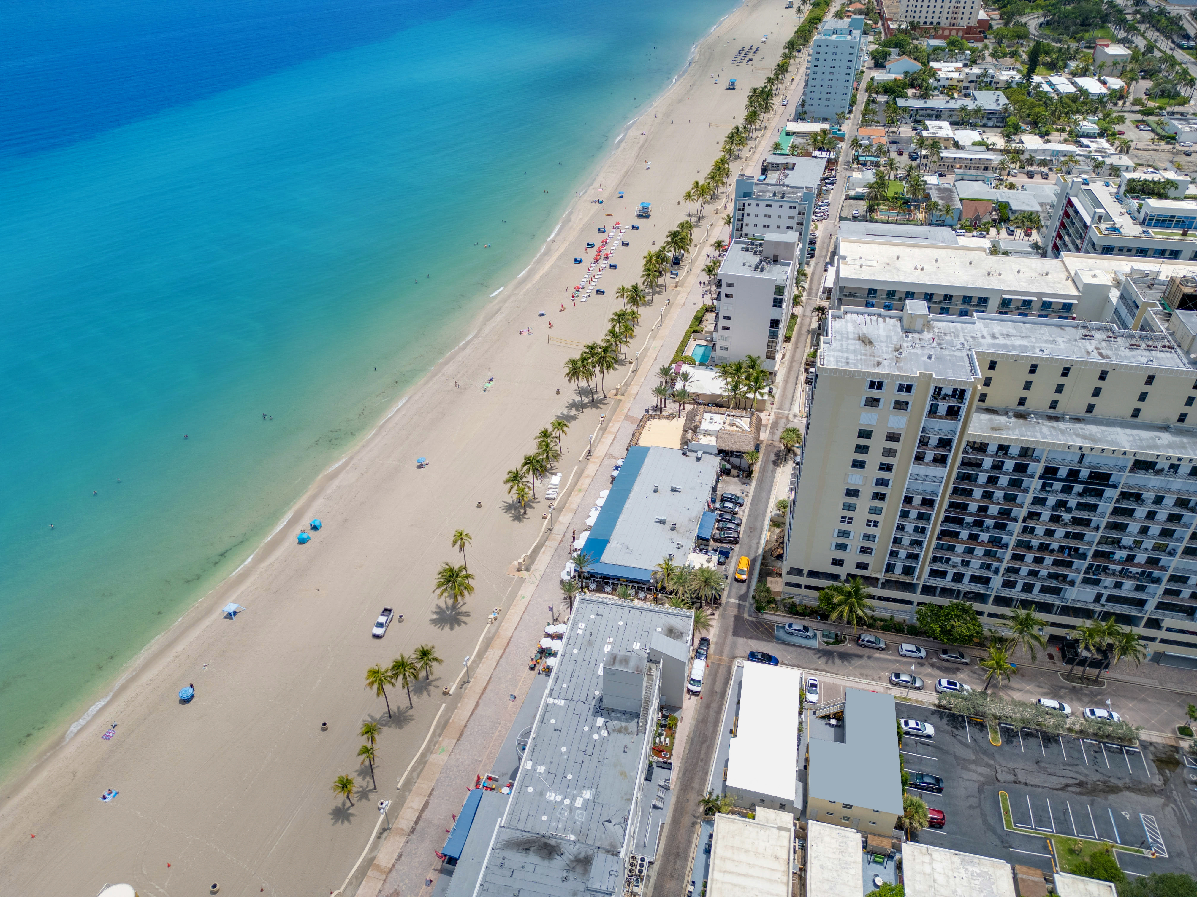 Beachfront suite living room