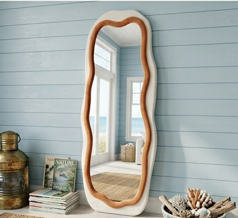 KAIRA New Gen Wavy mirror